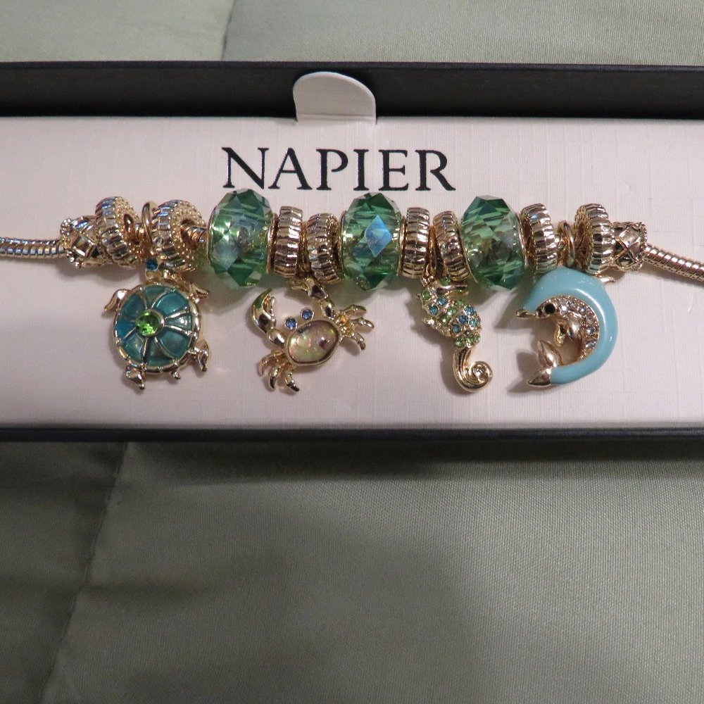 BEACH THEMED BRACELET
